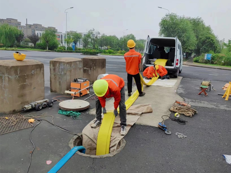 傅厚岗光固化管道修复