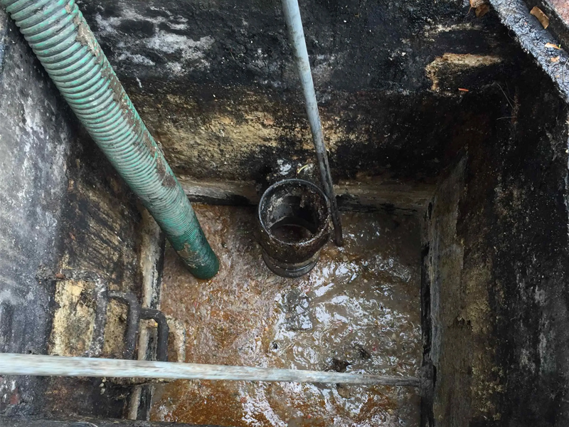 傅厚岗隔油池清理